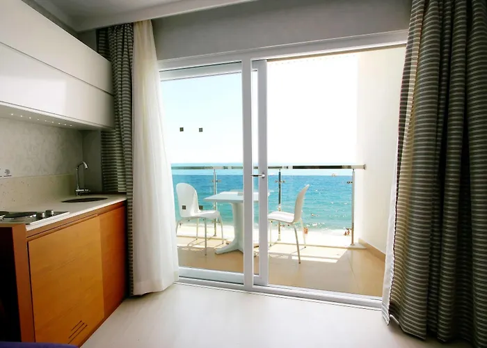 Sunprime - Adult Only +16 Feriested